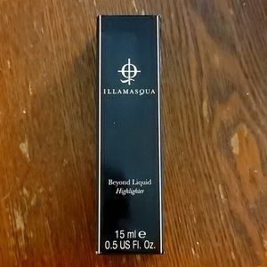 Illamasqua beyond liquid highlighter